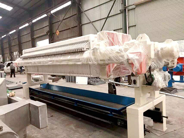 板框壓濾機液壓油渾濁的原因有哪些？(圖1)